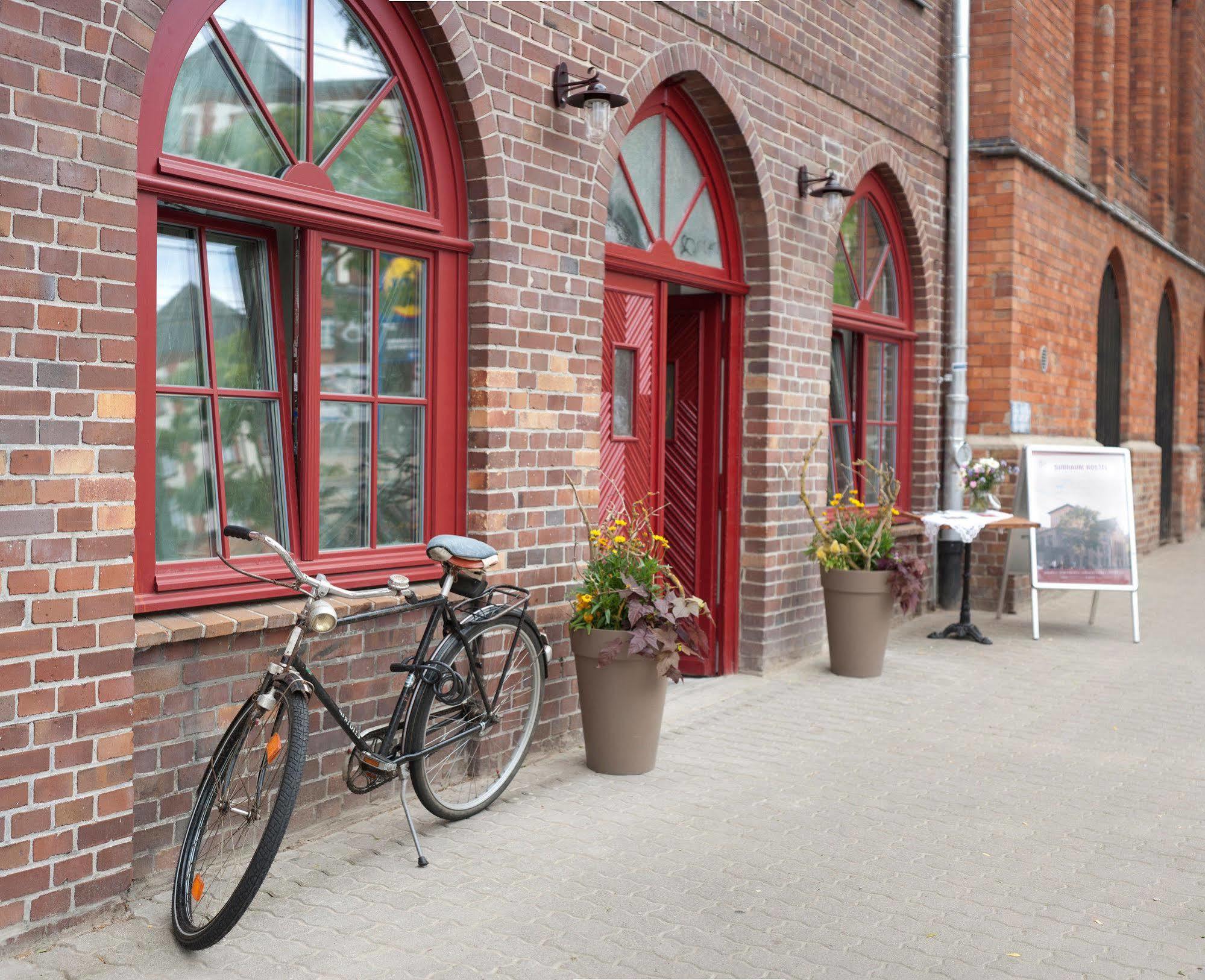 Subraum Hostel รอสต็อค ภายนอก รูปภาพ